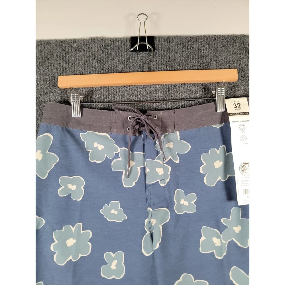 O'Neill Hyperdry Board Shorts Size 32 Mens Floral Print 19